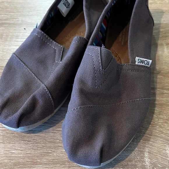 Toms Brown Canvas Flats - Picture 3 of 5